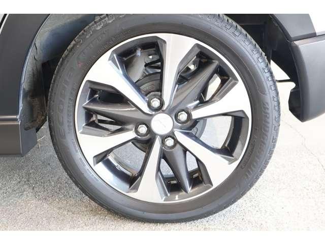 �{�f�B�f�U�C���Ƀ}�b�`���������A���~�z�C�[���B�������͑��������