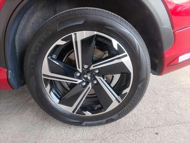 �{�f�B�f�U�C���Ƀ}�b�`���������A���~�z�C�[���B�������͑��������