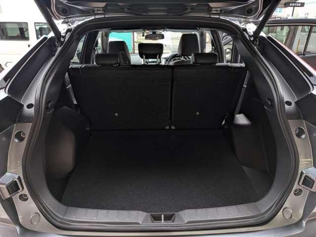 エクリプスクロス P メモリーナビ・フルセグTV・バックカメラ パワーバックドア 横滑り防止装置 LEDライト ナビ 全周囲カメラ シートヒーター フルオートエアコン スマートキー 4WD 寒冷地仕様 ターボ バックカメラ(6枚目)