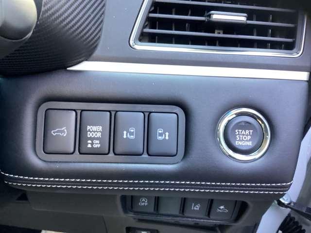 デリカD:5 シャモニー 雹害車 インテリキー 盗難防止装置 Aストップ 運転席シートヒーター Fカメラ キーレス パワーリアゲート 3列シート 切替式4WD 寒冷地仕様 パワーウインドウ オートエアコン 横滑り防止装置(12枚目)