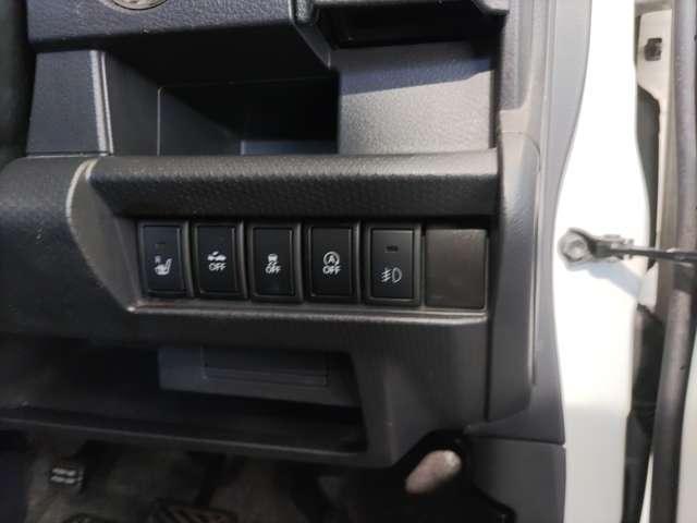 ハスラー Ｘ　メモリーナビ　ディスチャージヘッドランプ　Ｗエアバック　盗難防止　スマキ－　キーレスエントリー　パワーウィンドウ　Ｓヒーター　エアバック　ＶＳＡ　パワーステアリング　エアコン　ベンチシート　記録簿（9枚目）