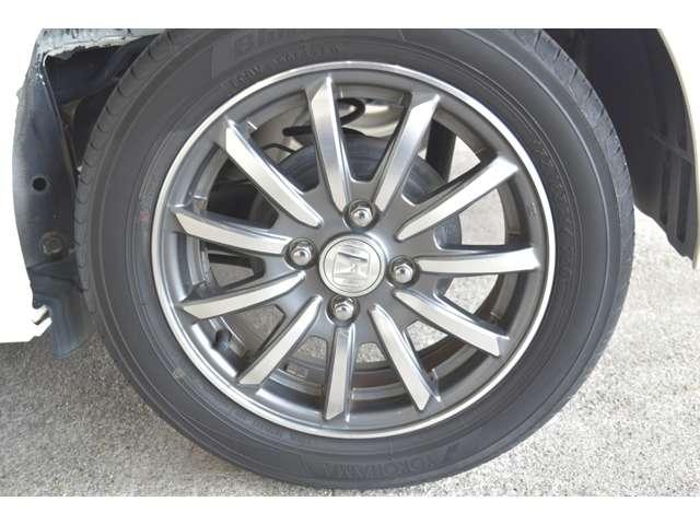 �{�f�B�f�U�C���Ƀ}�b�`���������A���~�z�C�[���B�������͑��������