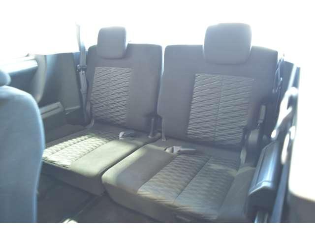 デリカＤ：５ Ｐ　メモリーナビ・フルセグＴＶ・全周囲カメラ　パノラミックビュー　パートタイム４ＷＤ　ＥＳＣ　オートクルーズコントロール　記録簿付　ＬＥＤヘッドライト　運転席シートヒーター　電動パワーシート　スマキー（6枚目）