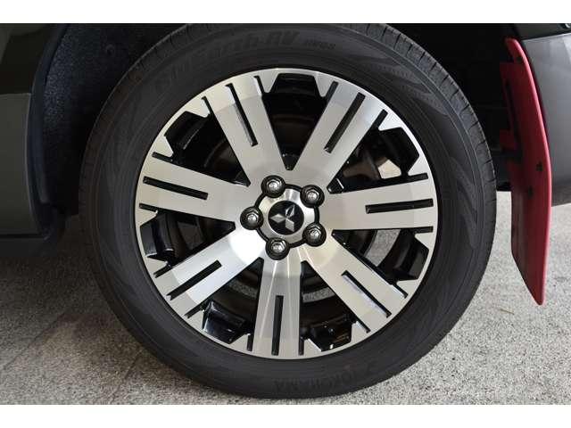 �{�f�B�f�U�C���Ƀ}�b�`���������A���~�z�C�[���B�������͑��������