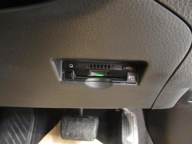 Ｃ－ＨＲ Ｇ　モード　ネロ　衝突被害軽減システム　メモリーナビ　フルセグ　バックカメラ　ＥＴＣ　ＣＤ　ミュージックプレイヤー接続可　ＤＶＤ再生　オートクルーズコントロール　ＬＥＤヘッドランプ　スマートキー　キーレス　ハイブリッド（22枚目）