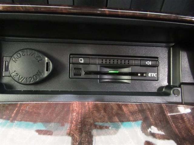 カムリ ハイブリッド Gパッケージ・プレミアムブラック 衝突被害軽減システム メモリーナビ フルセグ バックカメラ ETC CD ミュージックプレイヤー接続可 DVD再生 電動シート オートクルーズコントロール LEDヘッドランプ スマートキー キーレス(24枚目)