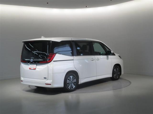 ノア ハイブリッドZ 衝突被害軽減システム メモリーナビ フルセグ バックカメラ ETC CD ミュージックプレイヤー接続可 DVD再生 オートクルーズコントロール LEDヘッドランプ 両側電動スライド 乗車定員7人(6枚目)