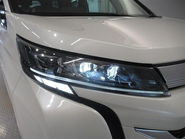 ノア ハイブリッドZ 衝突被害軽減システム メモリーナビ フルセグ バックカメラ ETC CD ミュージックプレイヤー接続可 DVD再生 オートクルーズコントロール LEDヘッドランプ 両側電動スライド 乗車定員7人(11枚目)