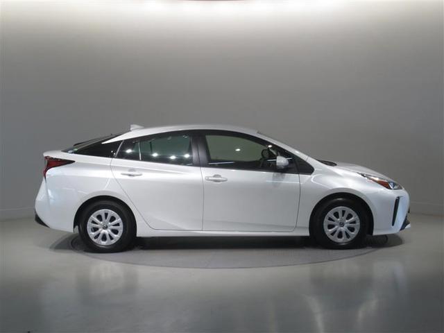 プリウス Ｓ　衝突被害軽減システム　メモリーナビ　ワンセグ　バックカメラ　ＥＴＣ　ＣＤ　ミュージックプレイヤー接続可　オートクルーズコントロール　ＬＥＤヘッドランプ　スマートキー　キーレス　ハイブリッド（7枚目）