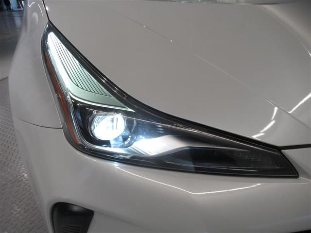 プリウス Ｓ　衝突被害軽減システム　メモリーナビ　ワンセグ　バックカメラ　ＥＴＣ　ＣＤ　ミュージックプレイヤー接続可　オートクルーズコントロール　ＬＥＤヘッドランプ　スマートキー　キーレス　ハイブリッド（9枚目）