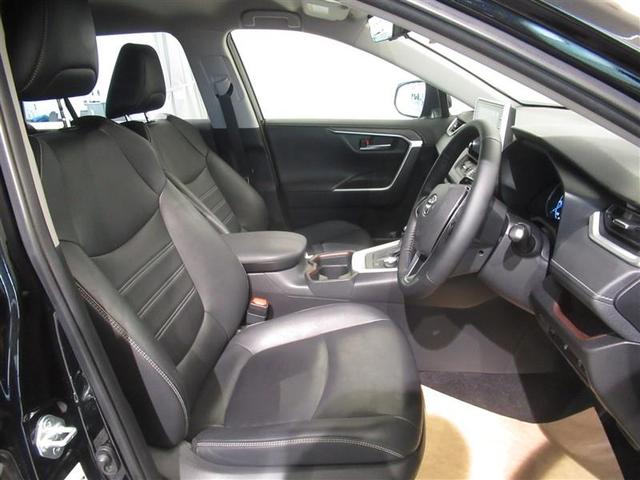 ＲＡＶ４ ハイブリッドＧ　衝突被害軽減システム　バックカメラ　ＥＴＣ　ミュージックプレイヤー接続可　電動シート　オートクルーズコントロール　ＬＥＤヘッドランプ　スマートキー　キーレス　４ＷＤ　ハイブリッド　ワンオーナー（13枚目）