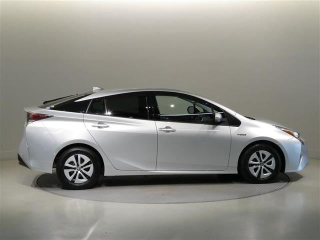 プリウス A 衝突被害軽減システム メモリーナビ フルセグ バックカメラ ETC CD ミュージックプレイヤー接続可 DVD再生 オートクルーズコントロール LEDヘッドランプ スマートキー キーレス ハイブリッド(6枚目)