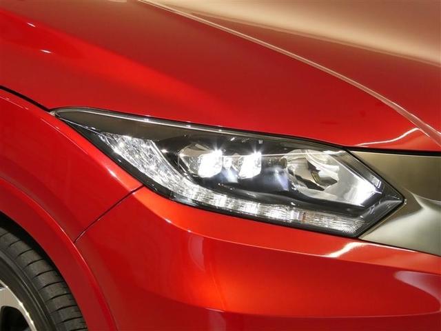 ヴェゼル ハイブリッドＺ　衝突被害軽減システム　メモリーナビ　フルセグ　バックカメラ　ＥＴＣ　ＣＤ　ミュージックプレイヤー接続可　ＤＶＤ再生　オートクルーズコントロール　ＬＥＤヘッドランプ　スマートキー　キーレス　ハイブリッド（7枚目）