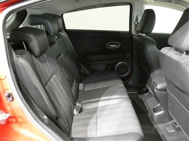 ヴェゼル ハイブリッドＺ　衝突被害軽減システム　メモリーナビ　フルセグ　バックカメラ　ＥＴＣ　ＣＤ　ミュージックプレイヤー接続可　ＤＶＤ再生　オートクルーズコントロール　ＬＥＤヘッドランプ　スマートキー　キーレス　ハイブリッド（13枚目）