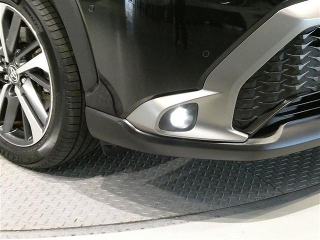 カローラクロス ハイブリッド　Ｚ　衝突被害軽減システム　メモリーナビ　フルセグ　バックカメラ　ＥＴＣ　ミュージックプレイヤー接続可　電動シート　オートクルーズコントロール　ＬＥＤヘッドランプ　スマートキー　キーレス　ハイブリッド（7枚目）