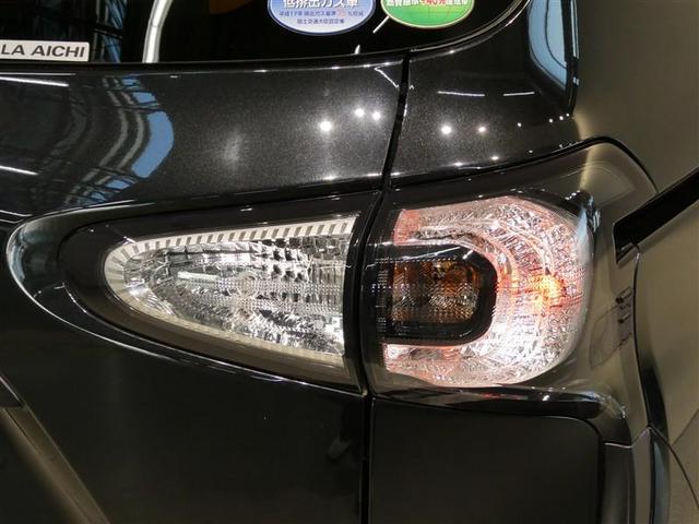 シエンタ ハイブリッドＧ　衝突被害軽減システム　メモリーナビ　フルセグ　ＥＴＣ　ＣＤ　ミュージックプレイヤー接続可　ＤＶＤ再生　両側電動スライド　３列シート　スマートキー　キーレス　ハイブリッド　ワンオーナー（10枚目）