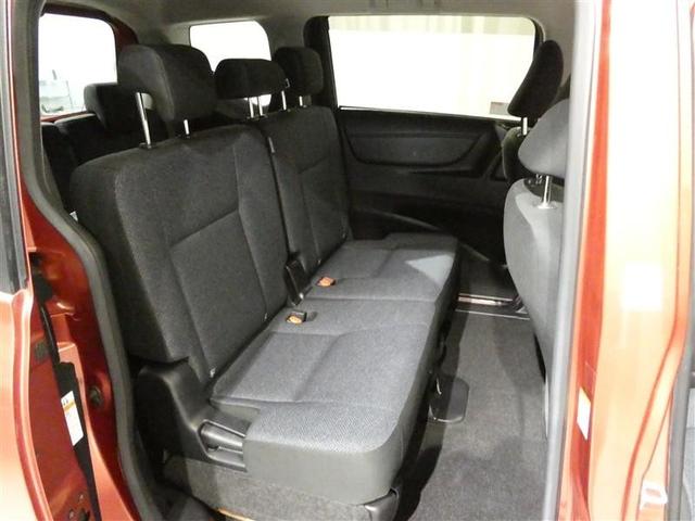 シエンタ ハイブリッドＸ　衝突被害軽減システム　メモリーナビ　フルセグ　バックカメラ　ＥＴＣ　ＣＤ　ミュージックプレイヤー接続可　ＤＶＤ再生　電動スライドドア　乗車定員７人　３列シート　キーレス　ハイブリッド　ワンオーナー（14枚目）