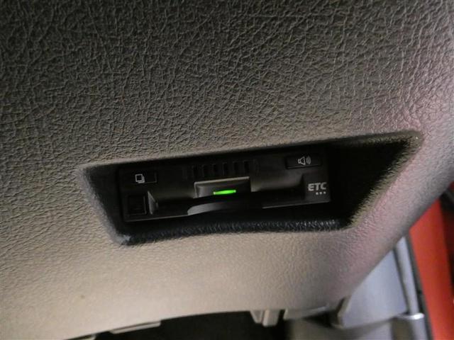 シエンタ ハイブリッドＸ　衝突被害軽減システム　メモリーナビ　フルセグ　バックカメラ　ＥＴＣ　ＣＤ　ミュージックプレイヤー接続可　ＤＶＤ再生　電動スライドドア　乗車定員７人　３列シート　キーレス　ハイブリッド　ワンオーナー（22枚目）