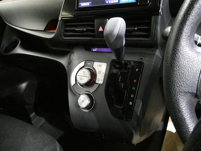 シエンタ ハイブリッドＸ　衝突被害軽減システム　メモリーナビ　フルセグ　バックカメラ　ＥＴＣ　ＣＤ　ミュージックプレイヤー接続可　ＤＶＤ再生　電動スライドドア　乗車定員７人　３列シート　キーレス　ハイブリッド　ワンオーナー（23枚目）