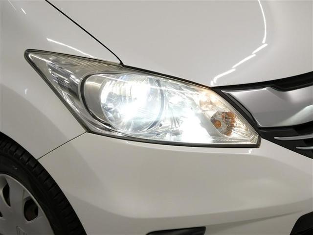 フリード Ｇ　ジャストセレクション　メモリーナビ　フルセグ　バックカメラ　ＥＴＣ　ＣＤ　ミュージックプレイヤー接続可　ＤＶＤ再生　ＨＩＤヘッドライト　両側電動スライド　乗車定員７人　３列シート　スマートキー　キーレス（9枚目）