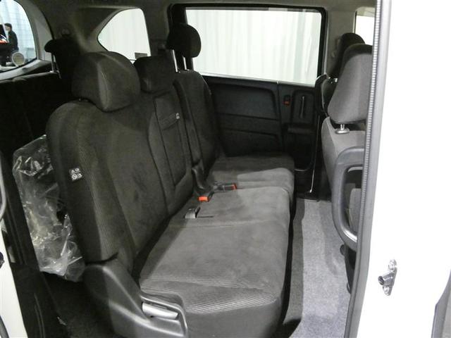 フリード Ｇ　ジャストセレクション　メモリーナビ　フルセグ　バックカメラ　ＥＴＣ　ＣＤ　ミュージックプレイヤー接続可　ＤＶＤ再生　ＨＩＤヘッドライト　両側電動スライド　乗車定員７人　３列シート　スマートキー　キーレス（14枚目）