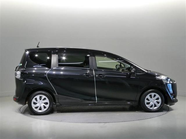 シエンタ Ｇ　衝突被害軽減システム　メモリーナビ　フルセグ　バックカメラ　ＥＴＣ　ＣＤ　ミュージックプレイヤー接続可　ＤＶＤ再生　両側電動スライド　乗車定員７人　３列シート　スマートキー　キーレス（7枚目）