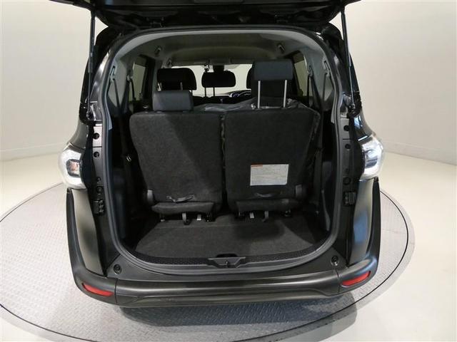 シエンタ Ｇ　衝突被害軽減システム　メモリーナビ　フルセグ　バックカメラ　ＥＴＣ　ＣＤ　ミュージックプレイヤー接続可　ＤＶＤ再生　両側電動スライド　乗車定員７人　３列シート　スマートキー　キーレス（12枚目）