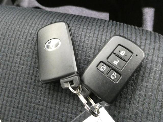 シエンタ Ｇ　衝突被害軽減システム　メモリーナビ　フルセグ　バックカメラ　ＥＴＣ　ＣＤ　ミュージックプレイヤー接続可　ＤＶＤ再生　両側電動スライド　乗車定員７人　３列シート　スマートキー　キーレス（24枚目）