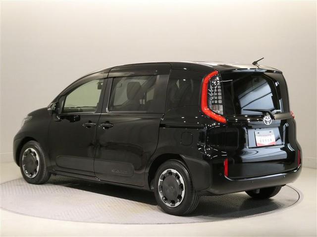 シエンタ Ｚ　衝突被害軽減システム　メモリーナビ　フルセグ　バックカメラ　ＥＴＣ　ミュージックプレイヤー接続可　オートクルーズコントロール　ＬＥＤヘッドランプ　両側電動スライド　乗車定員７人　３列シート　キーレス（4枚目）