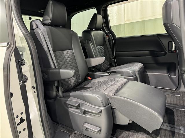 ヴォクシー S-Z 衝突被害軽減システム フルセグ バックカメラ ETC ドラレコ CD ミュージックプレイヤー接続可 DVD再生 オートクルーズコントロール LEDヘッドランプ 両側電動スライド 乗車定員7人 キーレス(32枚目)