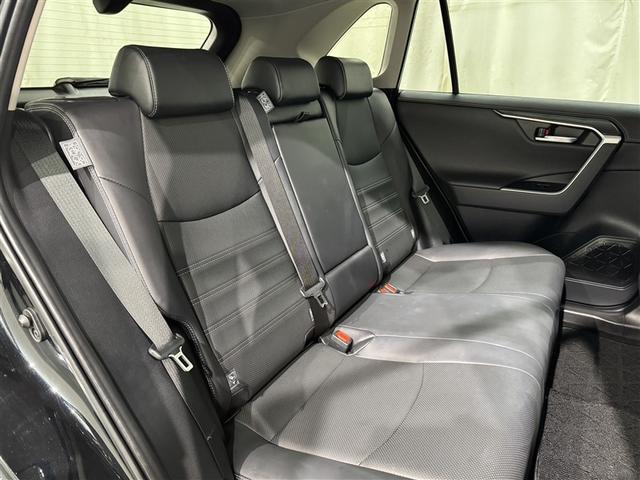 RAV4 G 衝突被害軽減システム フルセグ バックカメラ ETC ミュージックプレイヤー接続可 電動シート オートクルーズコントロール LEDヘッドランプ スマートキー キーレス 4WD(31枚目)