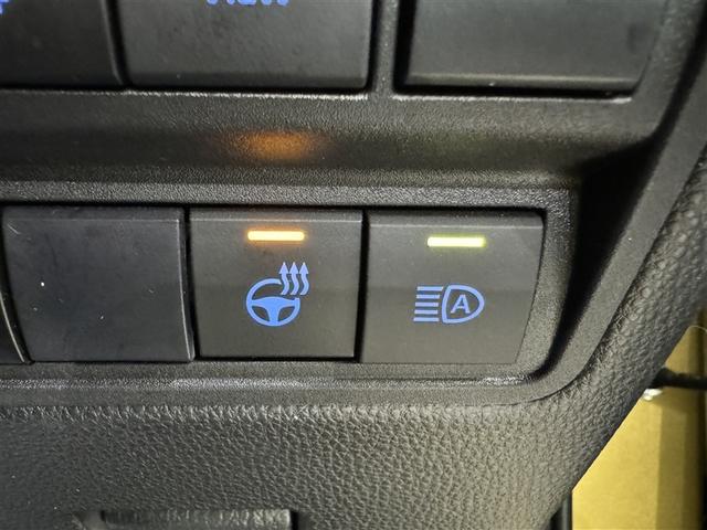 ヤリスクロス ハイブリッドＺ　衝突被害軽減システム　メモリーナビ　フルセグ　バックカメラ　ＥＴＣ　ドラレコ　ミュージックプレイヤー接続可　電動シート　オートクルーズコントロール　ＬＥＤヘッドランプ　スマートキー　キーレス（17枚目）