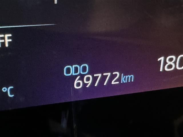 ヤリスクロス ハイブリッドＺ　衝突被害軽減システム　メモリーナビ　フルセグ　バックカメラ　ＥＴＣ　ドラレコ　ミュージックプレイヤー接続可　電動シート　オートクルーズコントロール　ＬＥＤヘッドランプ　スマートキー　キーレス（25枚目）