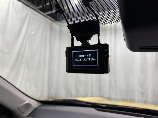 ヤリスクロス ハイブリッドＺ　衝突被害軽減システム　メモリーナビ　フルセグ　バックカメラ　ＥＴＣ　ドラレコ　ミュージックプレイヤー接続可　電動シート　オートクルーズコントロール　ＬＥＤヘッドランプ　スマートキー　キーレス（26枚目）