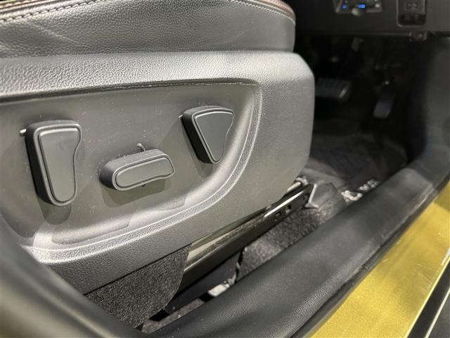 ヤリスクロス ハイブリッドＺ　衝突被害軽減システム　メモリーナビ　フルセグ　バックカメラ　ＥＴＣ　ドラレコ　ミュージックプレイヤー接続可　電動シート　オートクルーズコントロール　ＬＥＤヘッドランプ　スマートキー　キーレス（29枚目）