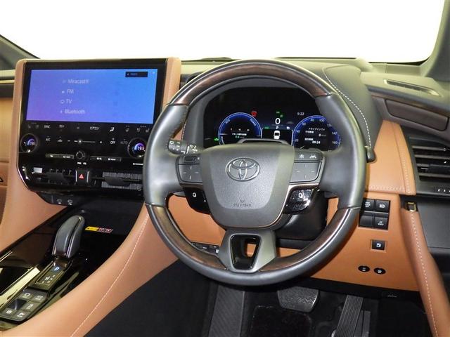 ヴェルファイアハイブリッド Z プレミア 衝突被害軽減システム メモリーナビ フルセグ バックカメラ ETC ミュージックプレイヤー接続可 後席モニター サンルーフ 革シート 電動シート オートクルーズコントロール LEDヘッドランプ(8枚目)