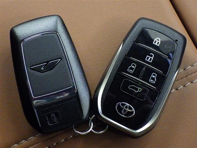 ヴェルファイアハイブリッド Z プレミア 衝突被害軽減システム メモリーナビ フルセグ バックカメラ ETC ミュージックプレイヤー接続可 後席モニター サンルーフ 革シート 電動シート オートクルーズコントロール LEDヘッドランプ(24枚目)