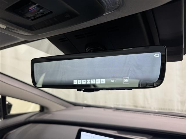 プリウス Ｚ　衝突被害軽減システム　フルセグ　バックカメラ　ＥＴＣ　ドラレコ　ミュージックプレイヤー接続可　サンルーフ　電動シート　オートクルーズコントロール　ＬＥＤヘッドランプ　スマートキー　キーレス（11枚目）