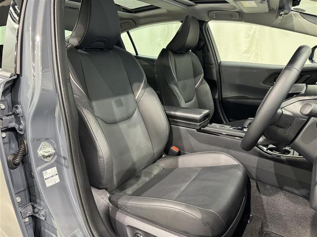 プリウス Ｚ　衝突被害軽減システム　フルセグ　バックカメラ　ＥＴＣ　ドラレコ　ミュージックプレイヤー接続可　サンルーフ　電動シート　オートクルーズコントロール　ＬＥＤヘッドランプ　スマートキー　キーレス（30枚目）