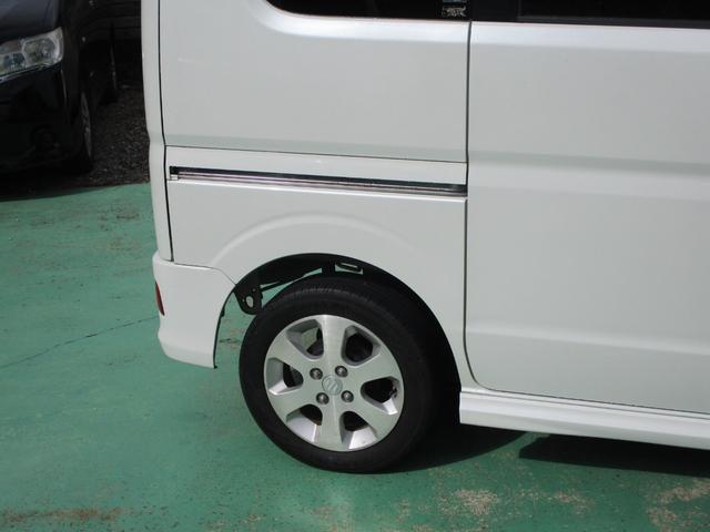 エブリイワゴン ＪＰターボ　プッシュスタート　エアコン　パワーステアリング　パワーウインドウ　運転席エアバッグ　助手席エアバッグ　ＡＢＳ　ＥＳＣ　キーレスエントリー　盗難防止システム　衝突安全ボディ　ＥＴＣ　ナビ（12枚目）