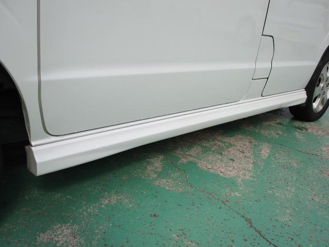 エブリイワゴン ＪＰターボ　プッシュスタート　エアコン　パワーステアリング　パワーウインドウ　運転席エアバッグ　助手席エアバッグ　ＡＢＳ　ＥＳＣ　キーレスエントリー　盗難防止システム　衝突安全ボディ　ＥＴＣ　ナビ（16枚目）