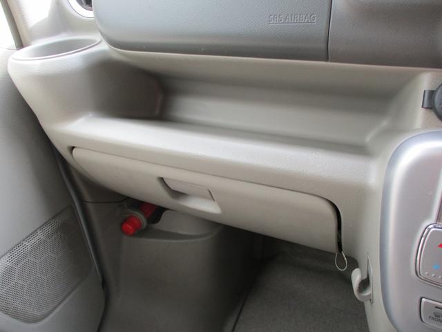 エブリイワゴン ＪＰターボ　プッシュスタート　エアコン　パワーステアリング　パワーウインドウ　運転席エアバッグ　助手席エアバッグ　ＡＢＳ　ＥＳＣ　キーレスエントリー　盗難防止システム　衝突安全ボディ　ＥＴＣ　ナビ（60枚目）