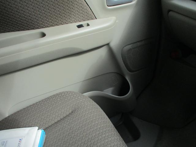 エブリイワゴン ＪＰターボ　プッシュスタート　エアコン　パワーステアリング　パワーウインドウ　運転席エアバッグ　助手席エアバッグ　ＡＢＳ　ＥＳＣ　キーレスエントリー　盗難防止システム　衝突安全ボディ　ＥＴＣ　ナビ（67枚目）