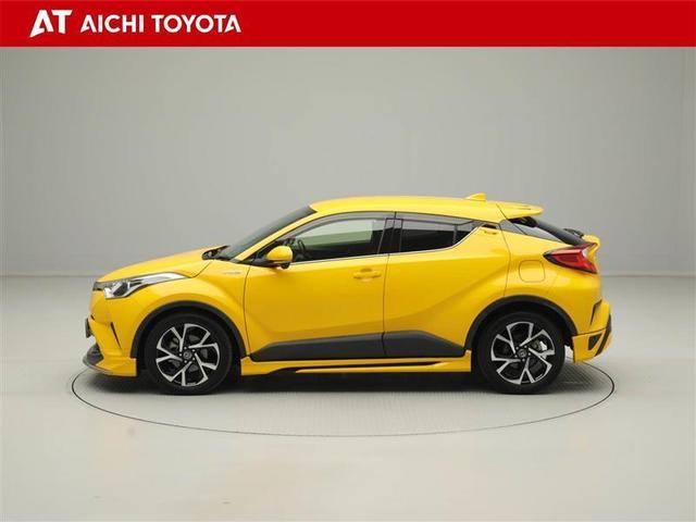 Ｃ－ＨＲ Ｇ　運転席エアバック　エアロ　ＤＶＤ再生機能　Ｂカメラ　助手席エアバック　サイドカーテンエアバック　横滑り防止装置付　ハーフレザーシート　キーフリーシステム　クルーズコントロール　メディアプレイヤー接続（3枚目）