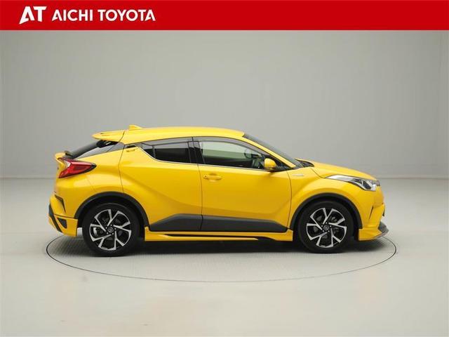 Ｃ－ＨＲ Ｇ　運転席エアバック　エアロ　ＤＶＤ再生機能　Ｂカメラ　助手席エアバック　サイドカーテンエアバック　横滑り防止装置付　ハーフレザーシート　キーフリーシステム　クルーズコントロール　メディアプレイヤー接続（7枚目）