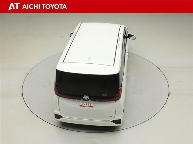 ノア ハイブリッドＳ－Ｚ　横滑り防止機能　エアバッグ　オートクルーズコントロール　地デジ　両側自動ドア　ダブルエアコン　スマートエントリー　ＬＥＤランプ　バックモニター　ＴＶ　３列シート　ＥＴＣ付き　ＡＢＳ　ＡＣ１００Ｖ（13枚目）