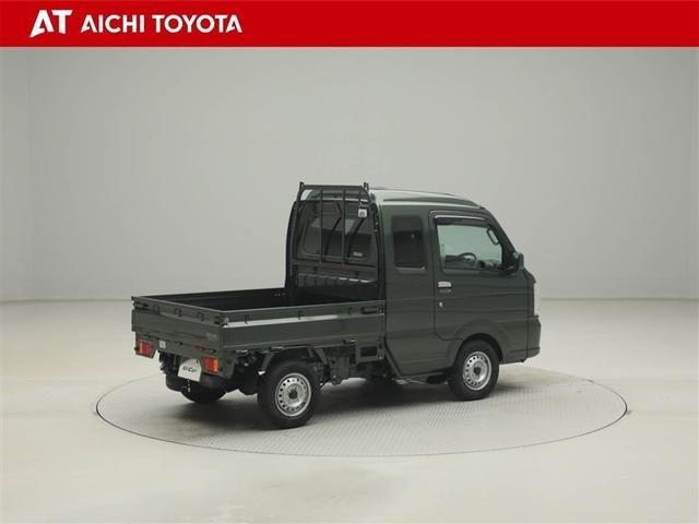 スーパーキャリイ Ｘ　ダブルエアバッグ　運転席エアバック　パートタイム４ＷＤ　キーレスキー　ＶＳＣ　アイドリングＳＴＯＰ　前席パワーウィンドウ　エアコンパワステ　ＰＳ　ＡＢＳ　デュアルセンサーブレーキ　ワンオーナーカー（6枚目）