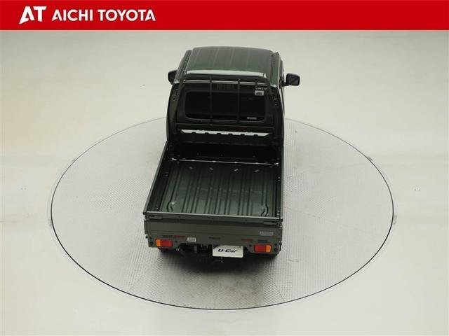 スーパーキャリイ Ｘ　ダブルエアバッグ　運転席エアバック　パートタイム４ＷＤ　キーレスキー　ＶＳＣ　アイドリングＳＴＯＰ　前席パワーウィンドウ　エアコンパワステ　ＰＳ　ＡＢＳ　デュアルセンサーブレーキ　ワンオーナーカー（13枚目）