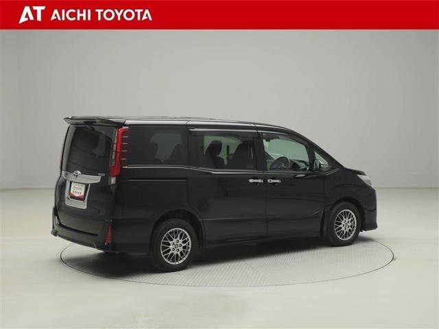 ノア Ｓｉ　フルタイム４ＷＤ　ナビ＆ＴＶ　両側オートスライドドア　ミュージックプレイヤー接続可　リアクーラー　ＬＥＤヘッドライト　スマートキー　フルセグ　ＥＳＣ　寒冷地仕様車　３列シート　ＥＴＣ車載器　Ｂカメラ（6枚目）