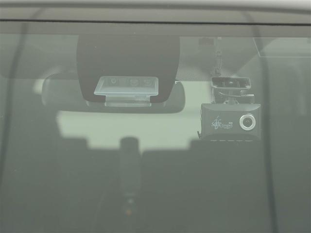 ノア Ｓｉ　フルタイム４ＷＤ　ナビ＆ＴＶ　両側オートスライドドア　ミュージックプレイヤー接続可　リアクーラー　ＬＥＤヘッドライト　スマートキー　フルセグ　ＥＳＣ　寒冷地仕様車　３列シート　ＥＴＣ車載器　Ｂカメラ（29枚目）